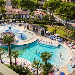 5* Hotel Mediterranee Family &